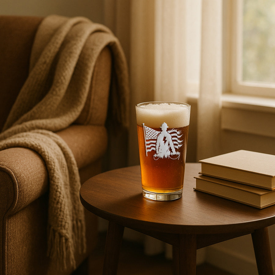 Us Flag Lineman Pint Glass